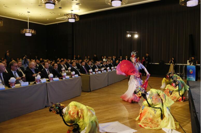 ŵί³ζŸ¹ɫп