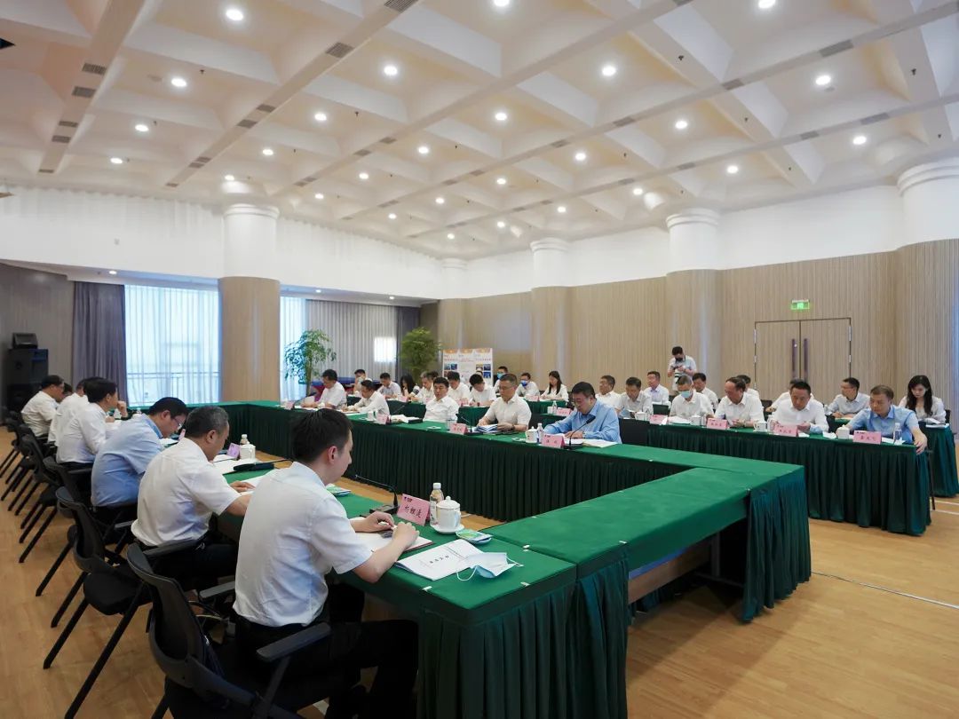 abfc565b-0a93-4e12-b2d5-ee9b11d77d71 abfc565b-0a93-4e12-b2d5-ee9b11d77d71