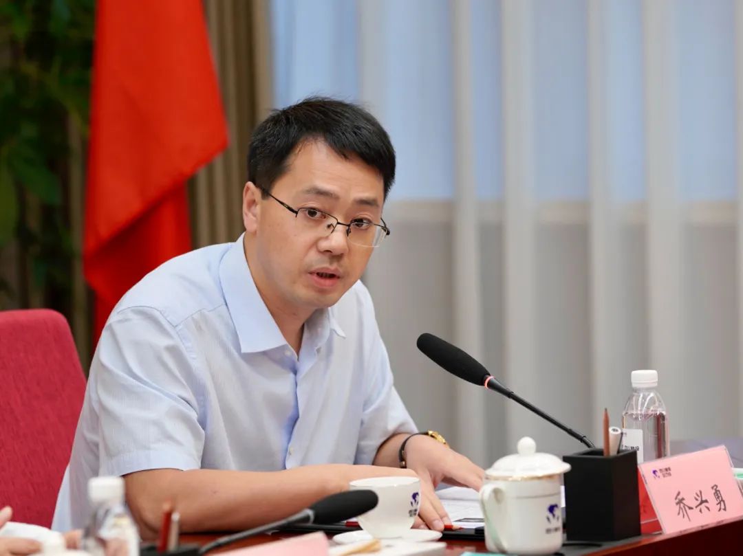 d5f07a9a-9711-4efd-8f58-ce08fc8a9a2d d5f07a9a-9711-4efd-8f58-ce08fc8a9a2d