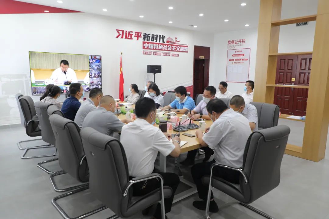 dcccea23-9d09-422d-b4aa-a65abfd4acad dcccea23-9d09-422d-b4aa-a65abfd4acad