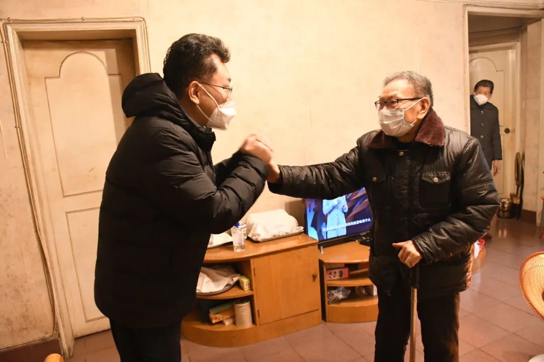 5ba95e33-6761-4c7c-ac30-e6f12f9dbe07 5ba95e33-6761-4c7c-ac30-e6f12f9dbe07