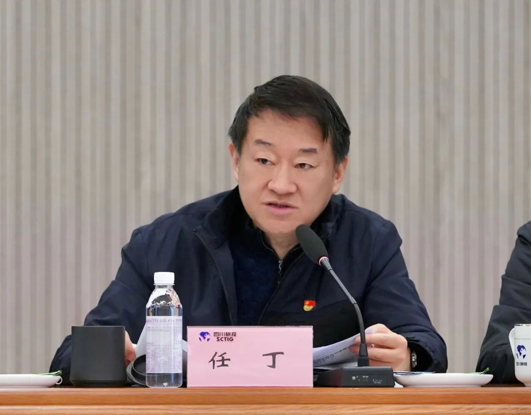 e7d4eabf-e23c-447b-91b6-32ff150062cd e7d4eabf-e23c-447b-91b6-32ff150062cd