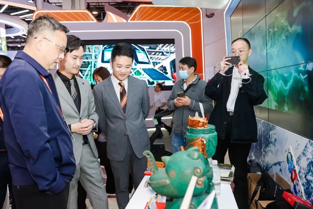 93211719-bc9a-45ee-b742-5656956c1d6e 93211719-bc9a-45ee-b742-5656956c1d6e