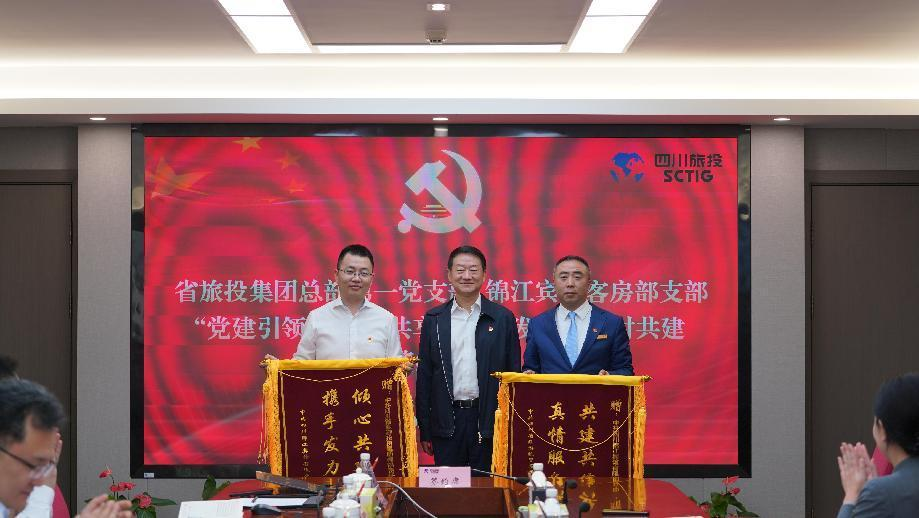 a36bcb10-6743-4119-ac30-078b1630ffd5 a36bcb10-6743-4119-ac30-078b1630ffd5