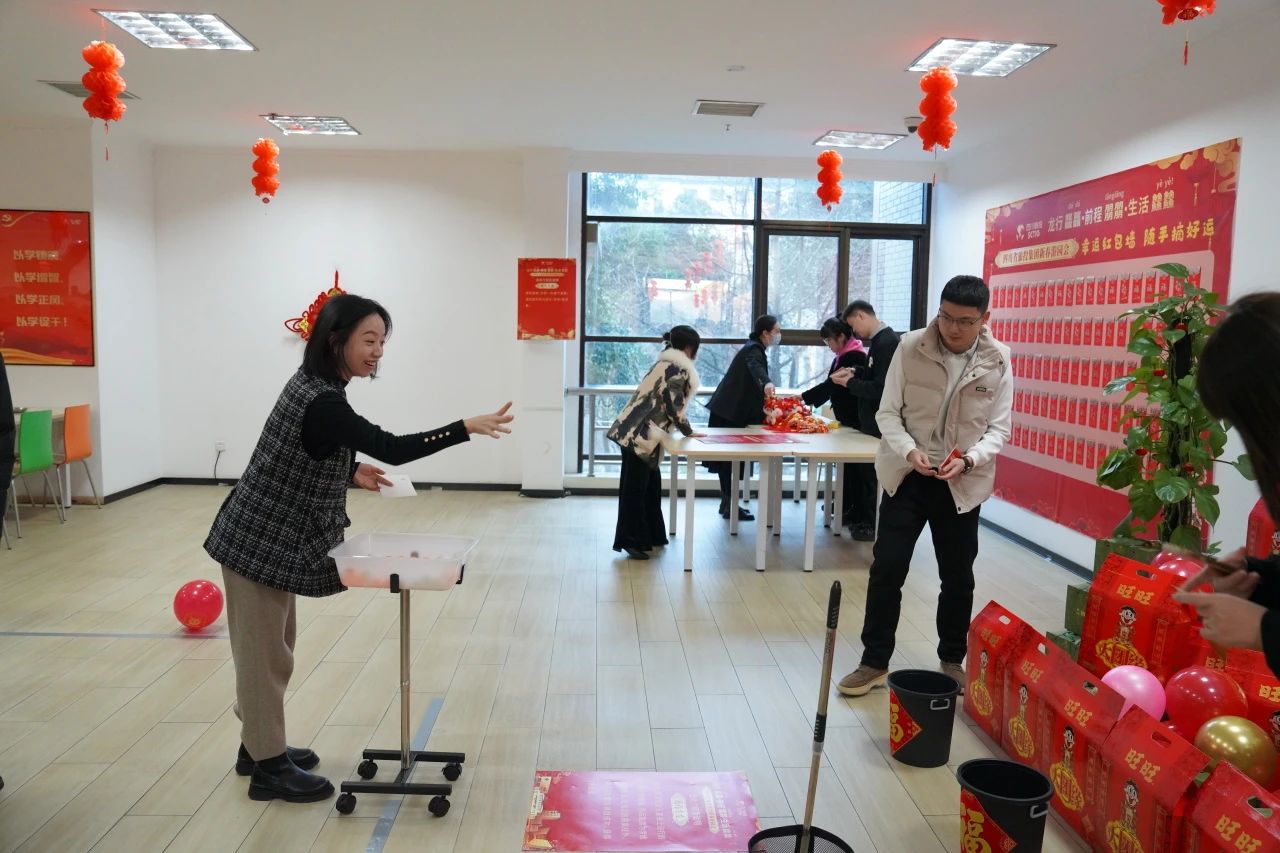 f74b3598-4216-4f48-8021-b134cd556829 f74b3598-4216-4f48-8021-b134cd556829