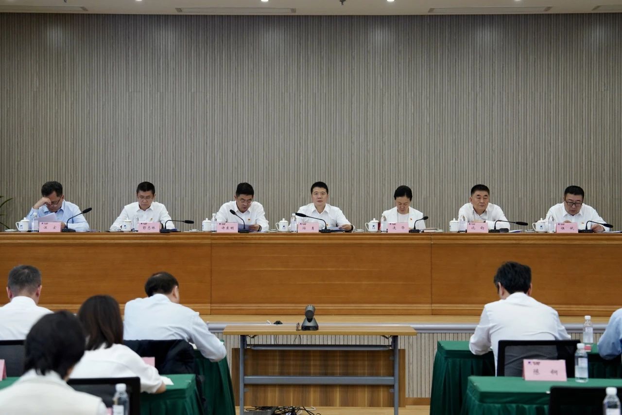 5ddf0f05-08a8-4132-a592-e9eefefdf47c 5ddf0f05-08a8-4132-a592-e9eefefdf47c