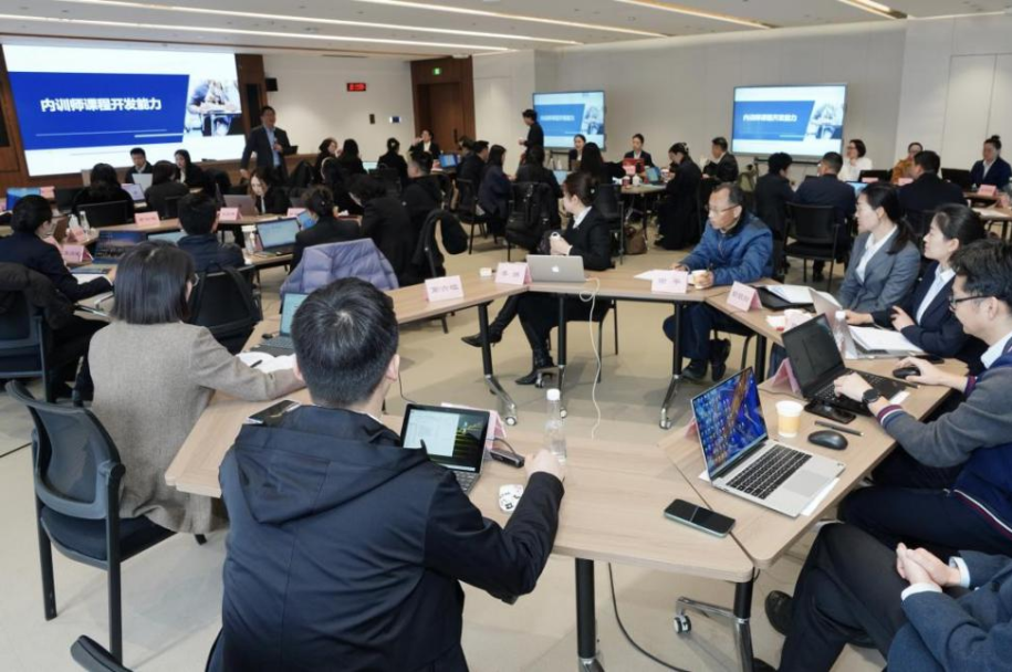 91e7ee16-8e5e-43ef-8231-6ba80209d91d 91e7ee16-8e5e-43ef-8231-6ba80209d91d