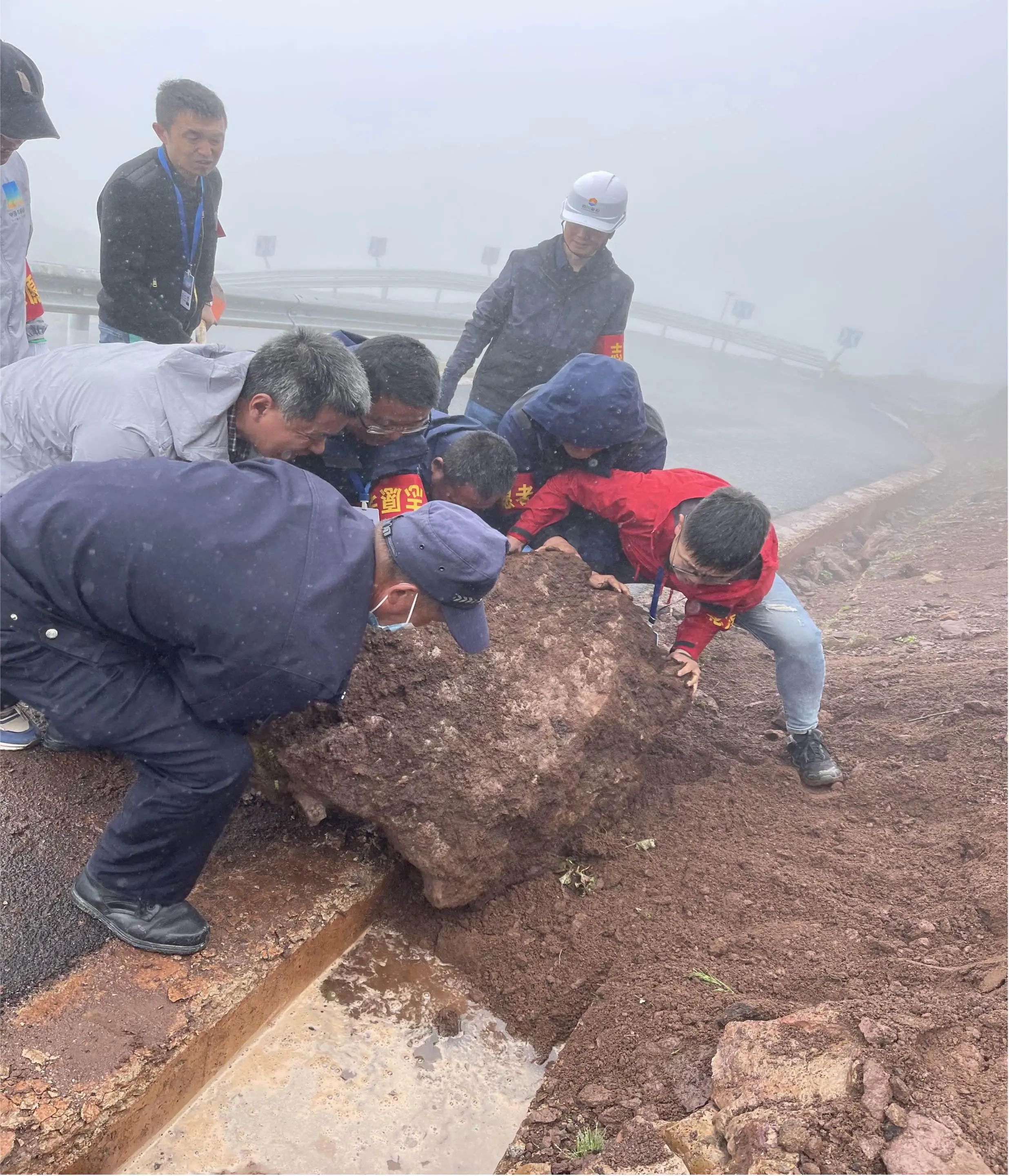 4e9759f5-771c-41d7-a6ed-7cf9b7fec2d9 4e9759f5-771c-41d7-a6ed-7cf9b7fec2d9