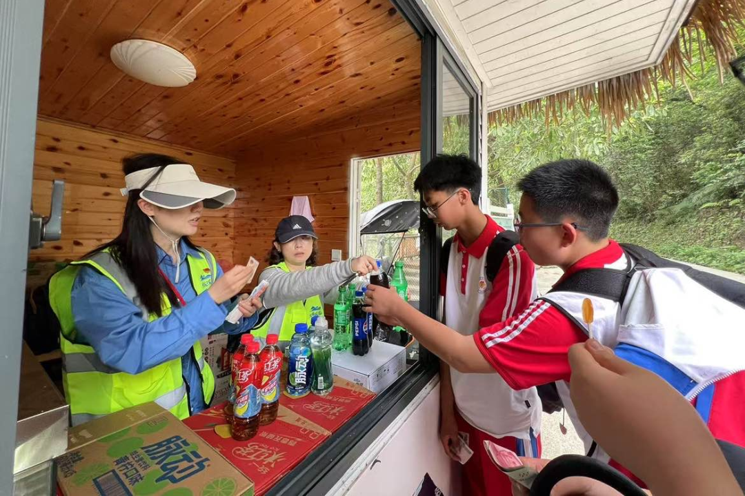 ba10d9c5-d4ac-4406-a9d7-34ef690db2a9 ba10d9c5-d4ac-4406-a9d7-34ef690db2a9