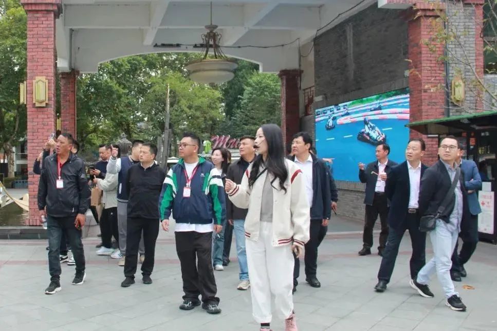 e72cf210-0879-44c3-b675-71386b183a6f e72cf210-0879-44c3-b675-71386b183a6f